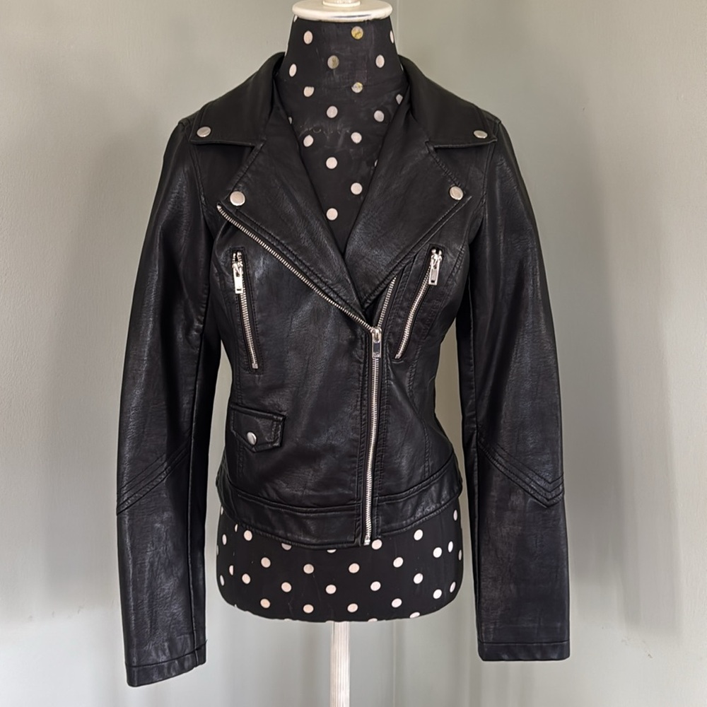 Bar III Black Vegan Leather Jacket with Faux Fur Collar and Studs - Picture 6 of 6